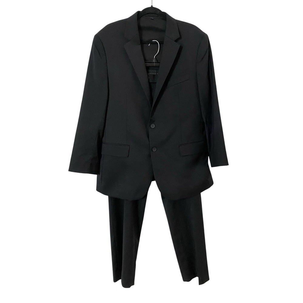 JOS A BANK Traveler Collection Mens Size 44R & 36 x 30  Black Two Piece Suit